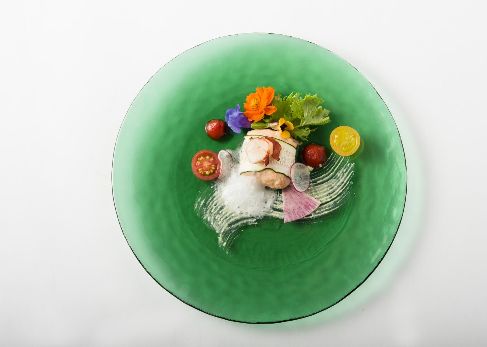 一皿一皿、シェフの想いがこもった一品に。