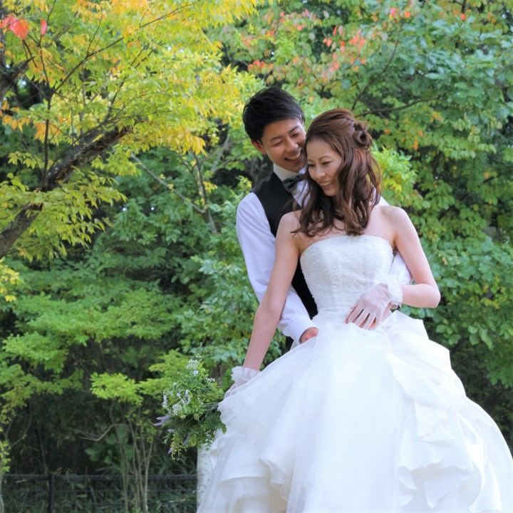 四季を感じることができる公園でロケーション撮影。