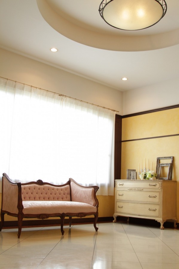 ゲスト様の待合室。<br />
フォトブースとしても可愛く演出