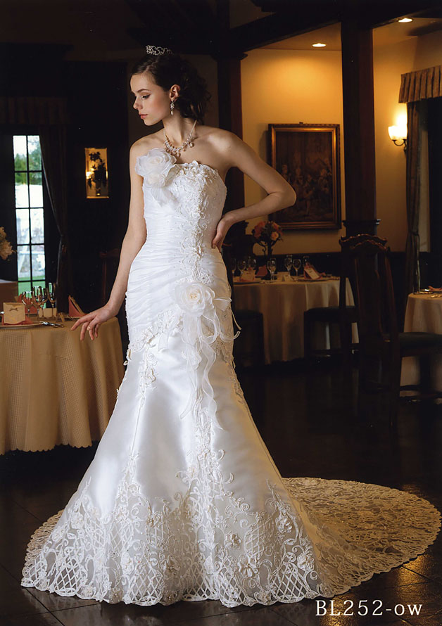 ドレスコレクション