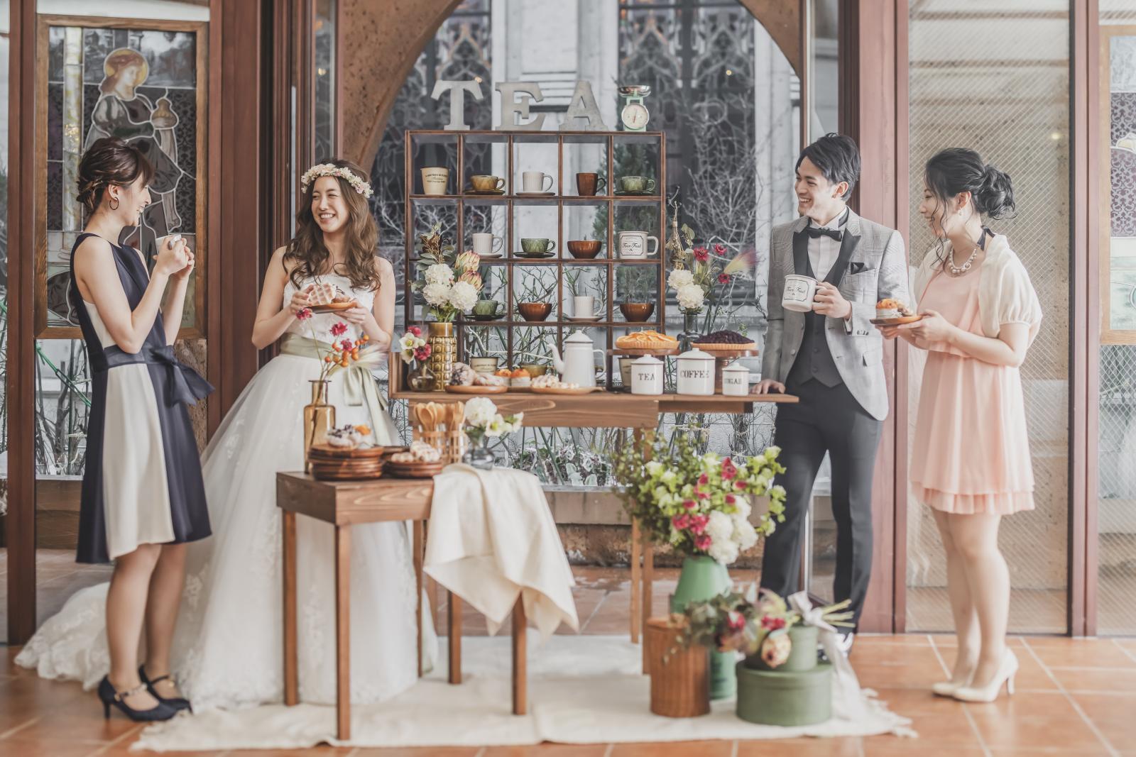 【リニューアル】1階リビングルームでは大切なゲストと一緒に楽しめるウェルカムパーティーが人気