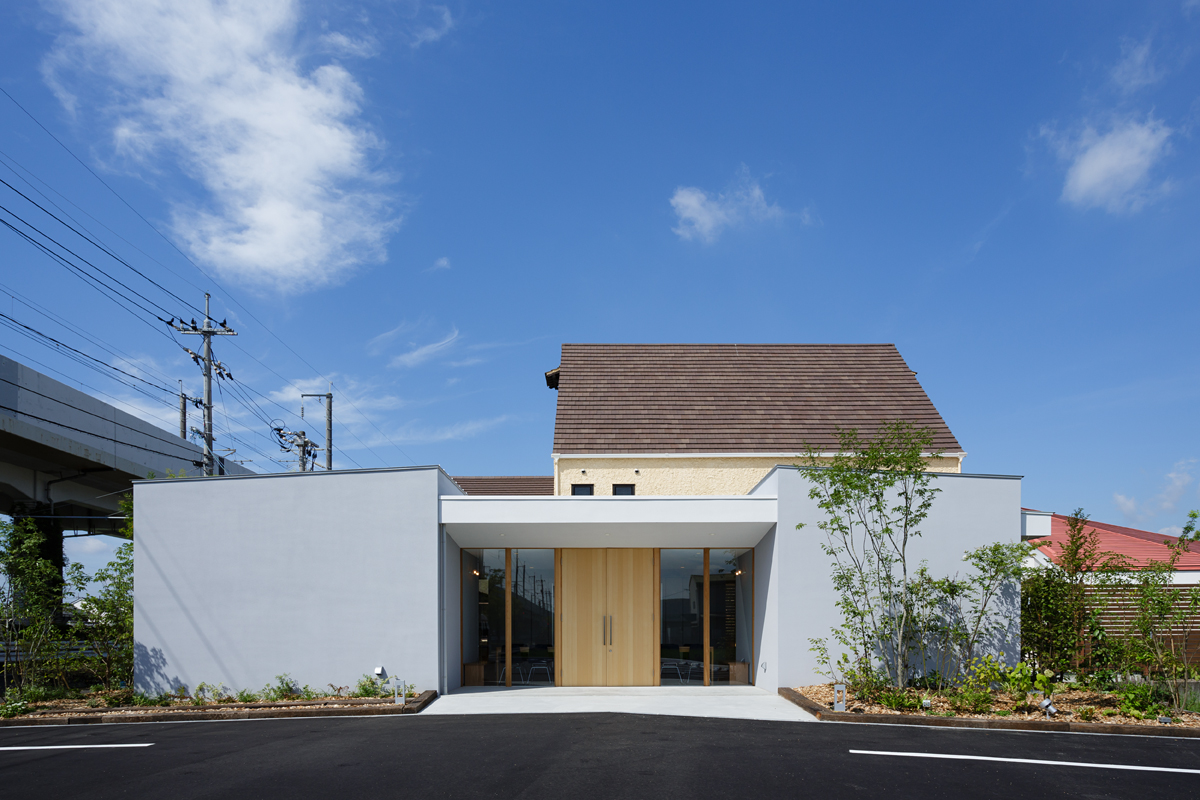 2017年夏に完成したホワイエ