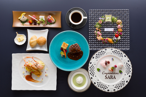 おふたりの思い出の料理など、料理人と直接打合せをすることで、オリジナルメニューを創り上げる