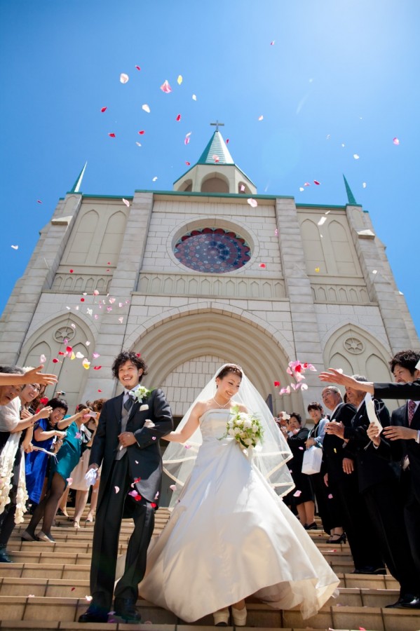 鐘の音が高らかに響き渡る神聖な空間