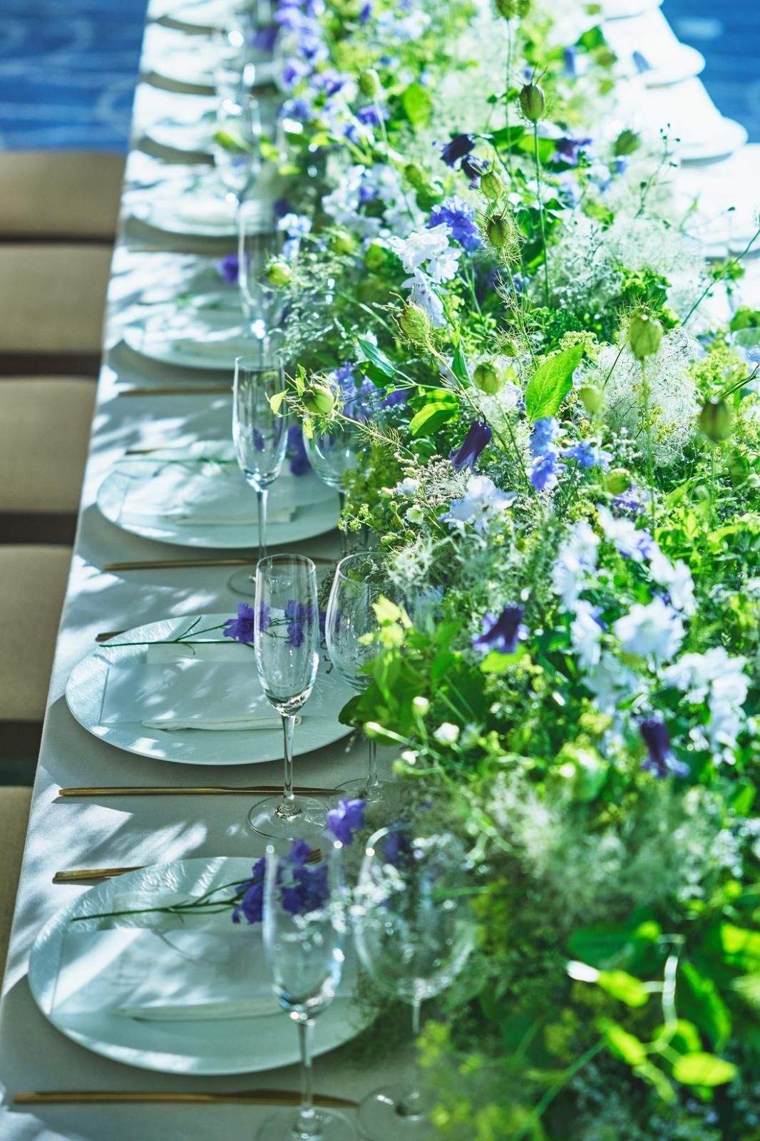 自然に囲まれた開放感のある披露宴会場