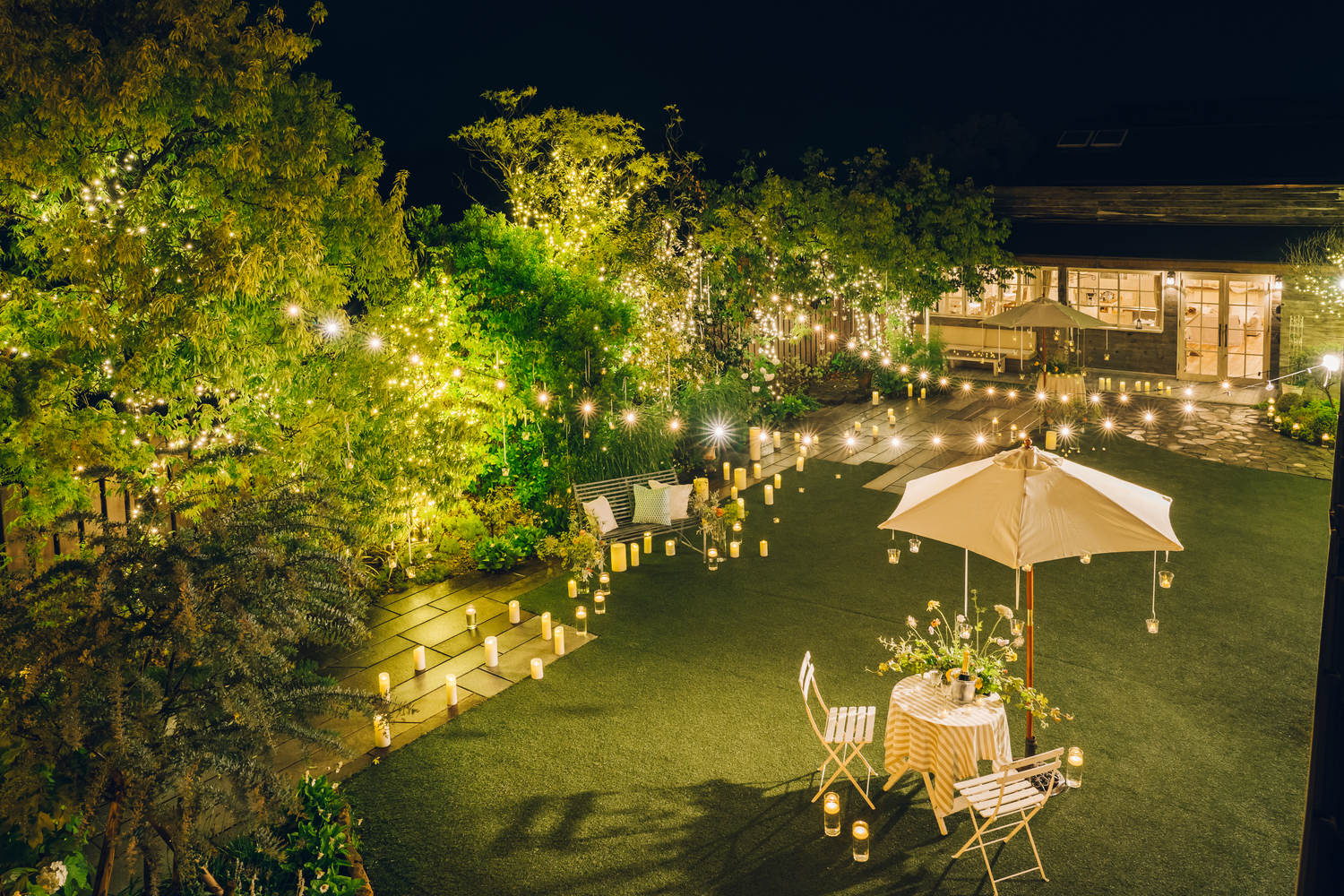 お昼とは違う魅力