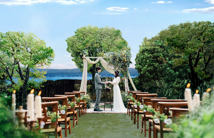 青空の下　お二人の想いをつなぐウエディングセレモニー