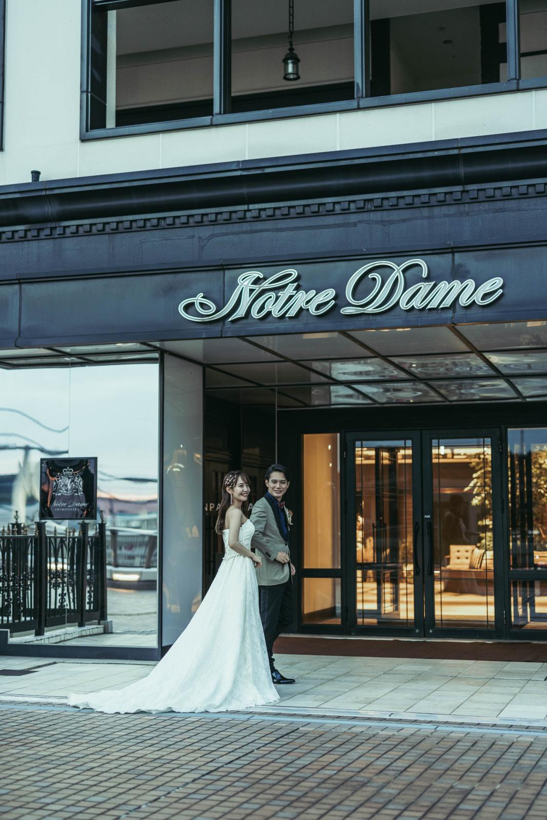 エントランスは重厚感