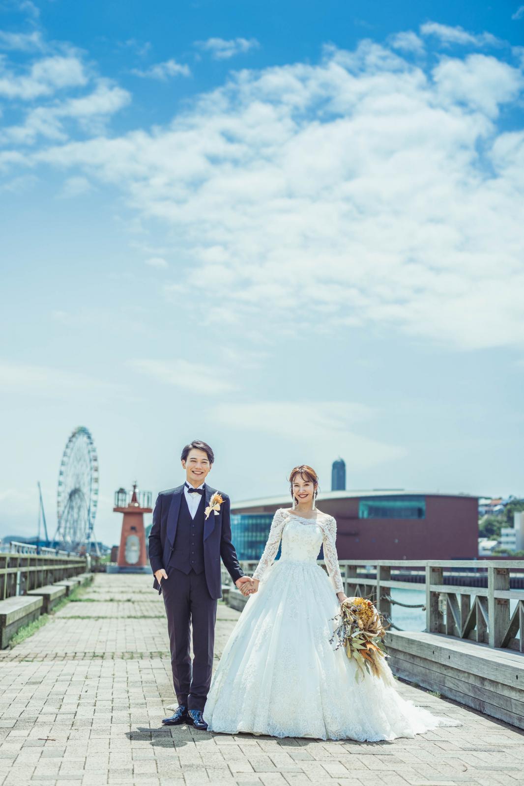 手つなぎでも映える写真に