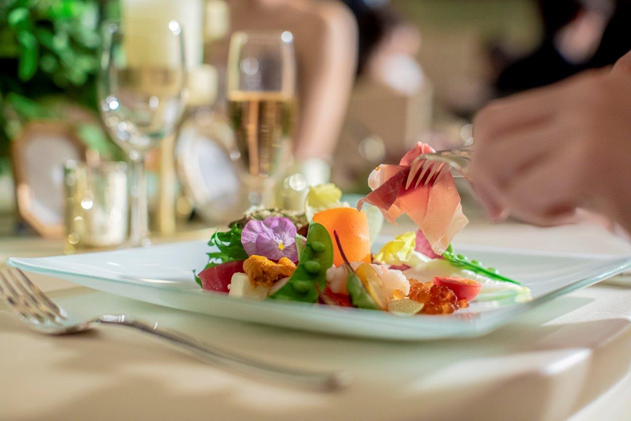 コース毎に異なるオリジナル料理