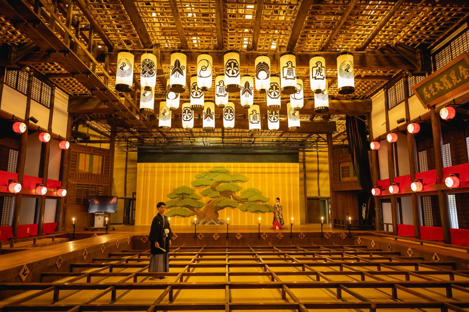 旧金毘羅大芝居「金丸座」