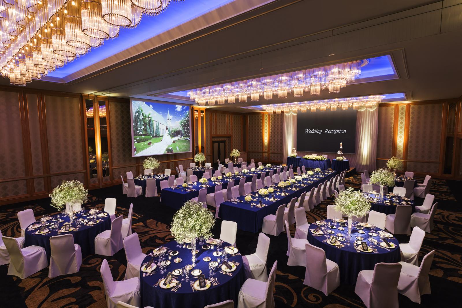 ダイヤモンドボールルーム全景