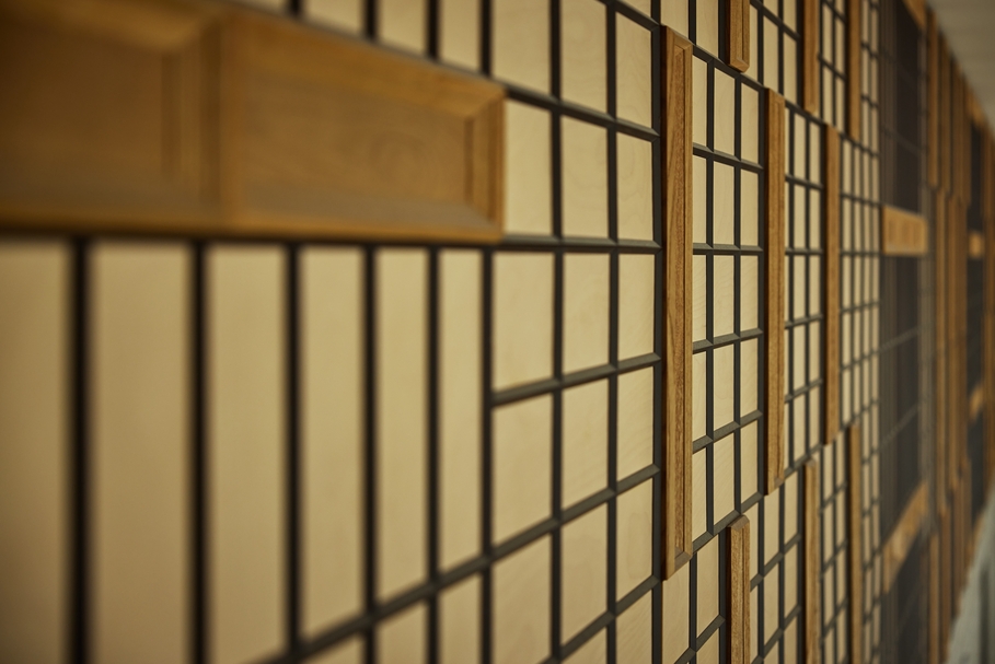 フォトジェニックな空間の中では佇むだけで息を呑むほどの美しい絵に