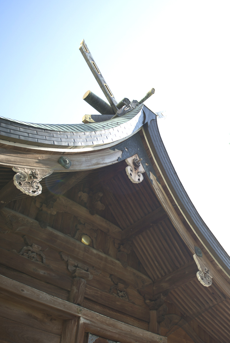 天神の中心に御鎮座された警固神社。