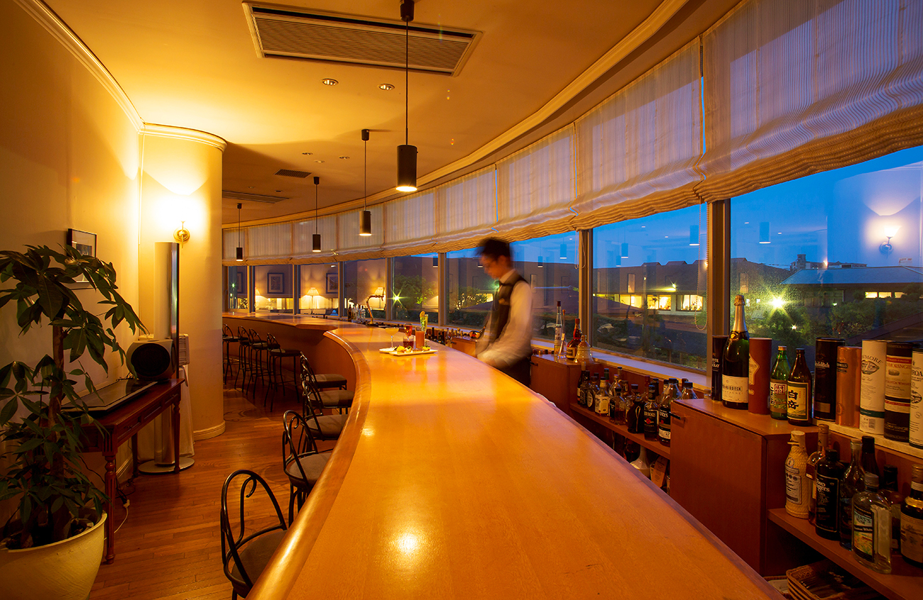 バー「ガウディウム」披露宴後の二次会のパーティープランも承っております