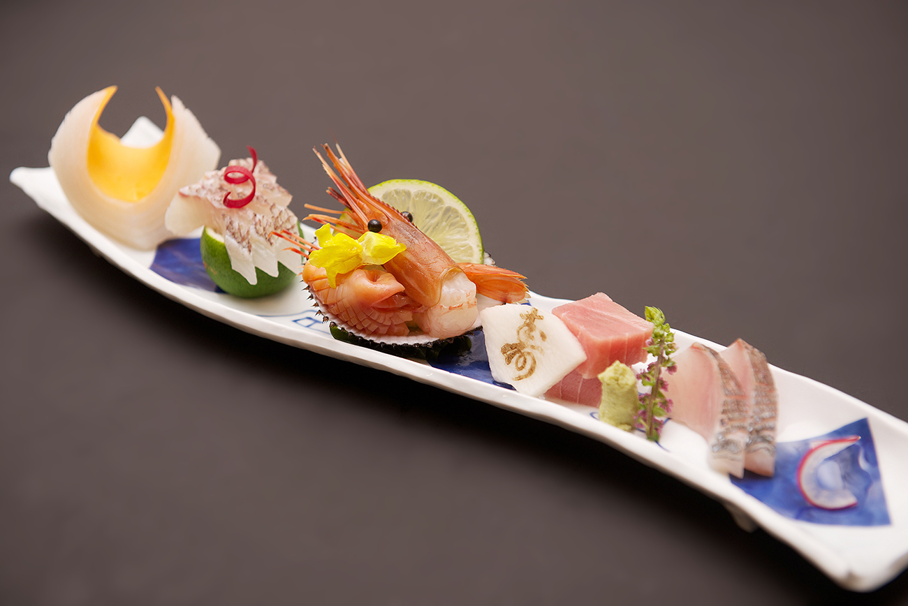 地元の厳選食材を使い、伝統と創作の新感覚の和食を“おもてなしの心”で提供