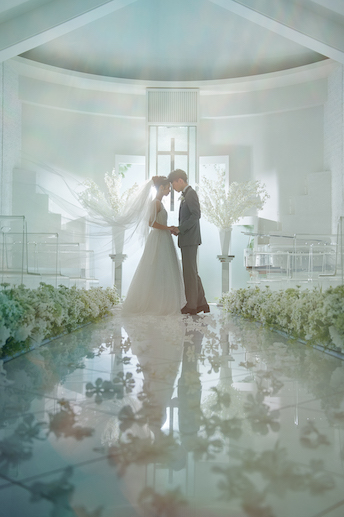 愛をかなでる心温かな空間、未来へとつづく感動のはじまり