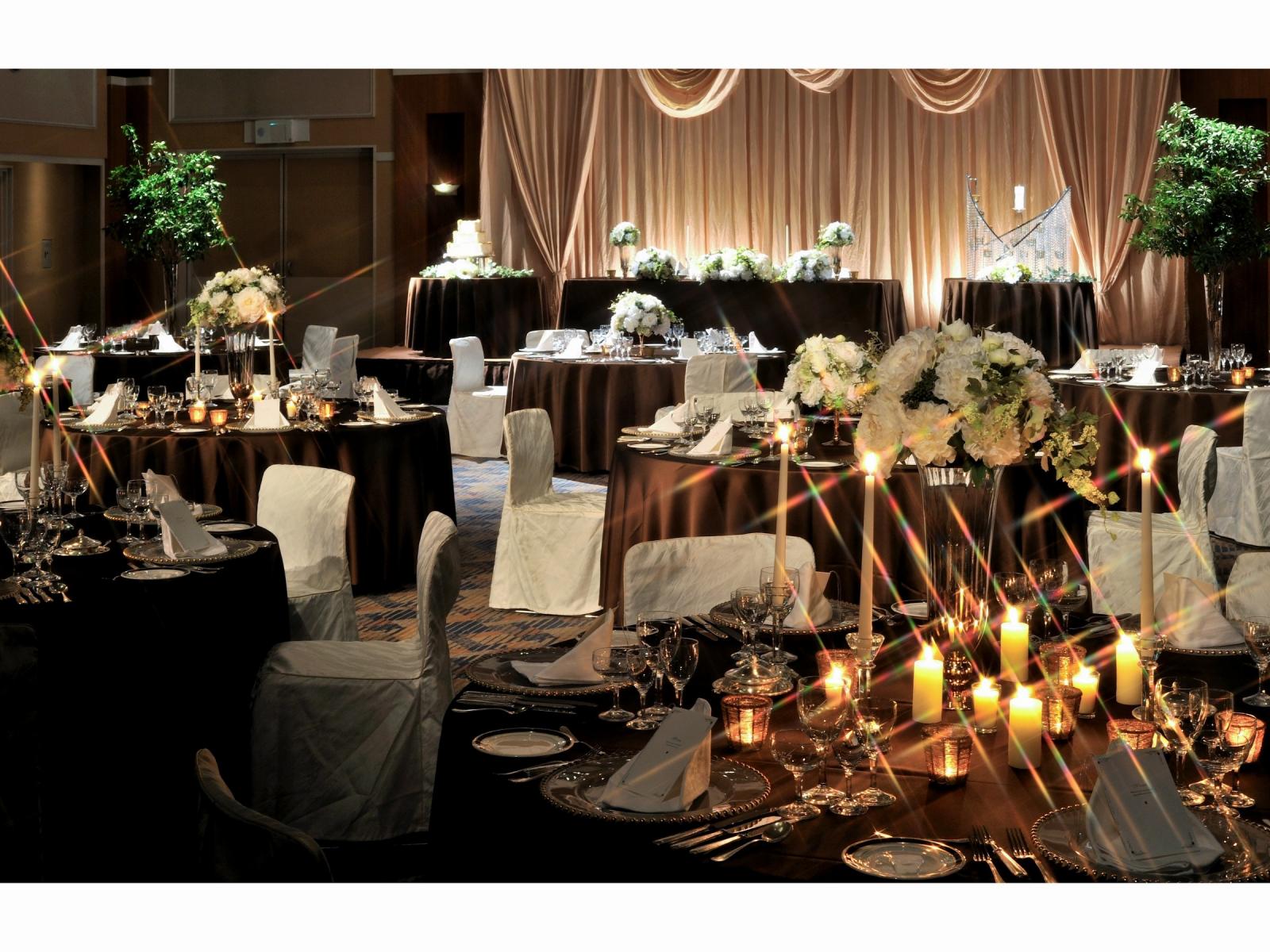 ダイヤモンドホール　ブラウンを基調としたシックなコーディネイト