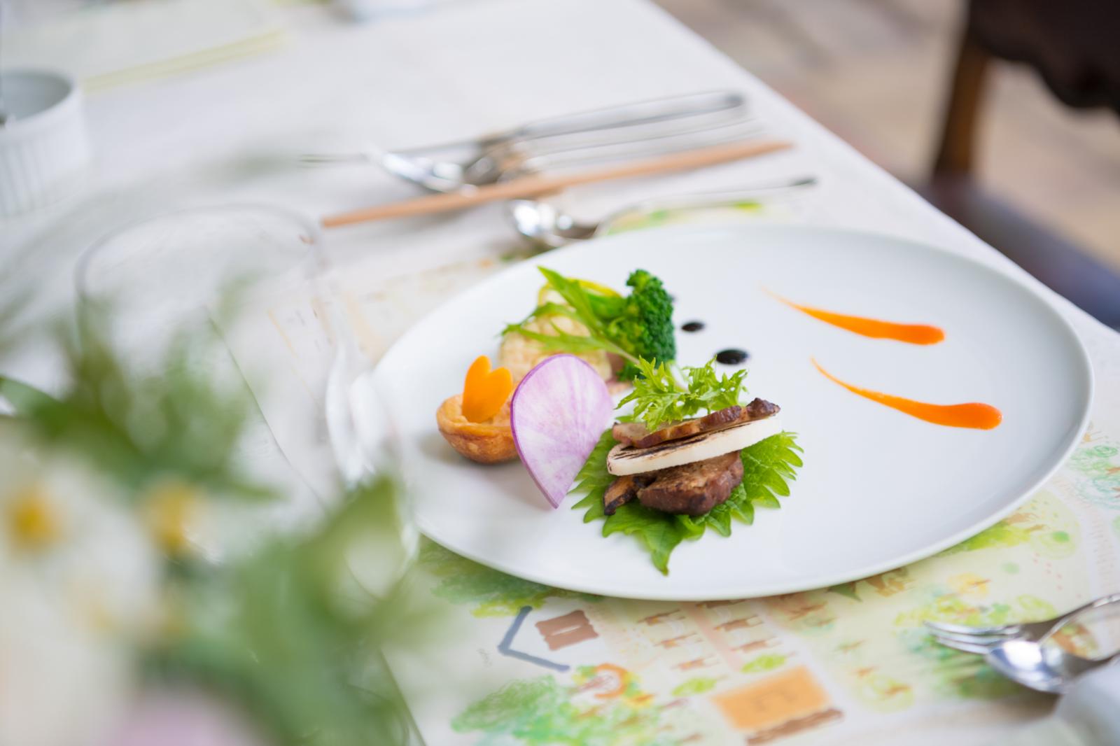 季節の素材・色をバランスよく味わえる料理