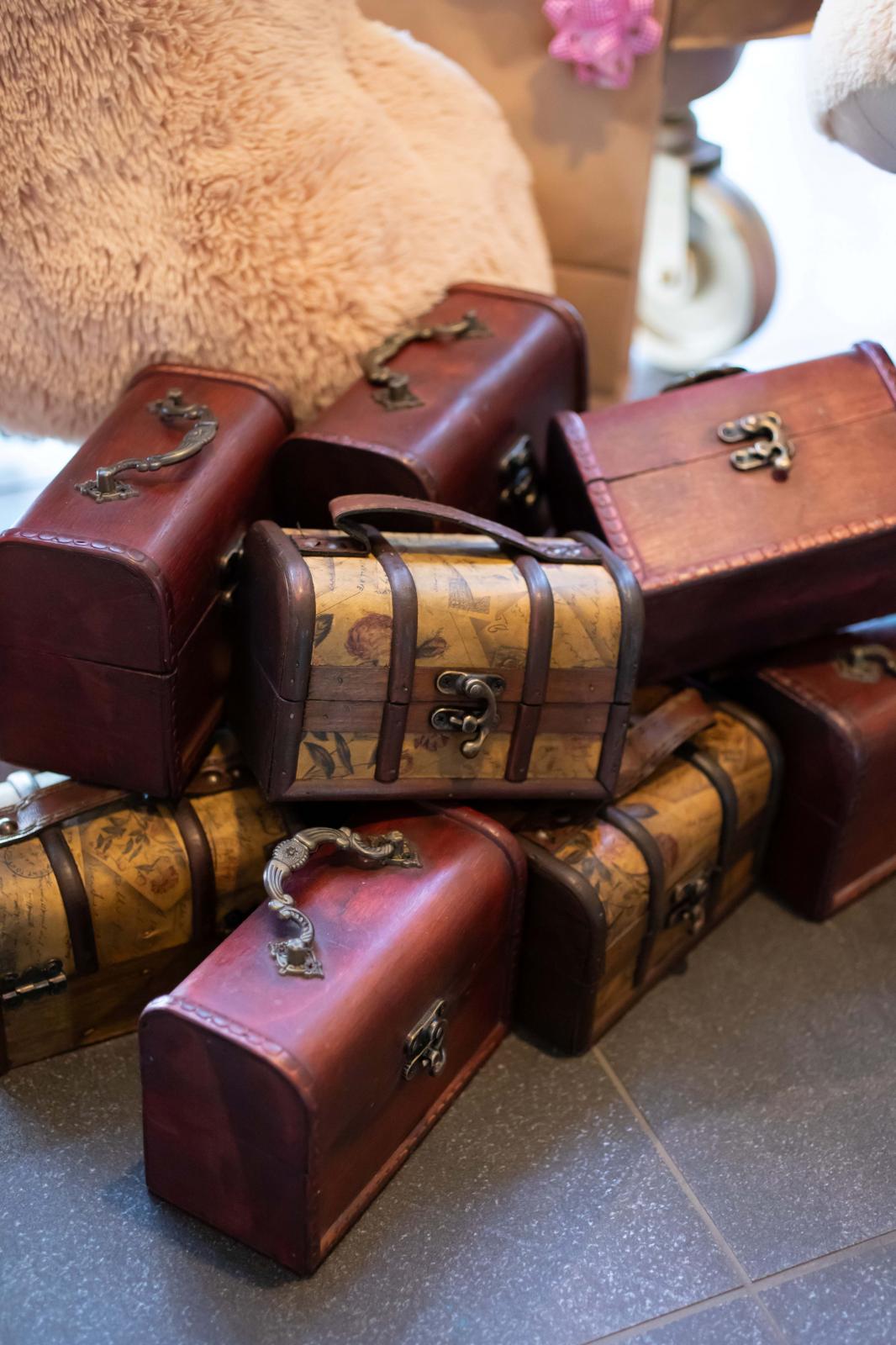 会場に隠されたゲスト全員分の200個の宝箱を探せ！結婚式の重要シーンに繋がるかも！？