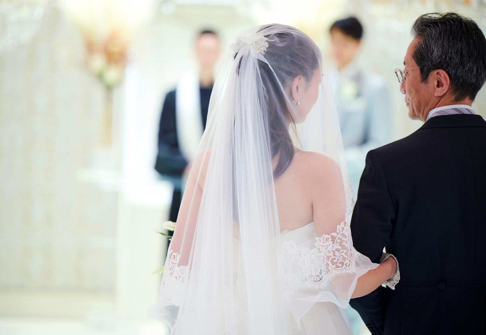 一番きらびやかに見えるように考えつくされたクリスタルチャペル