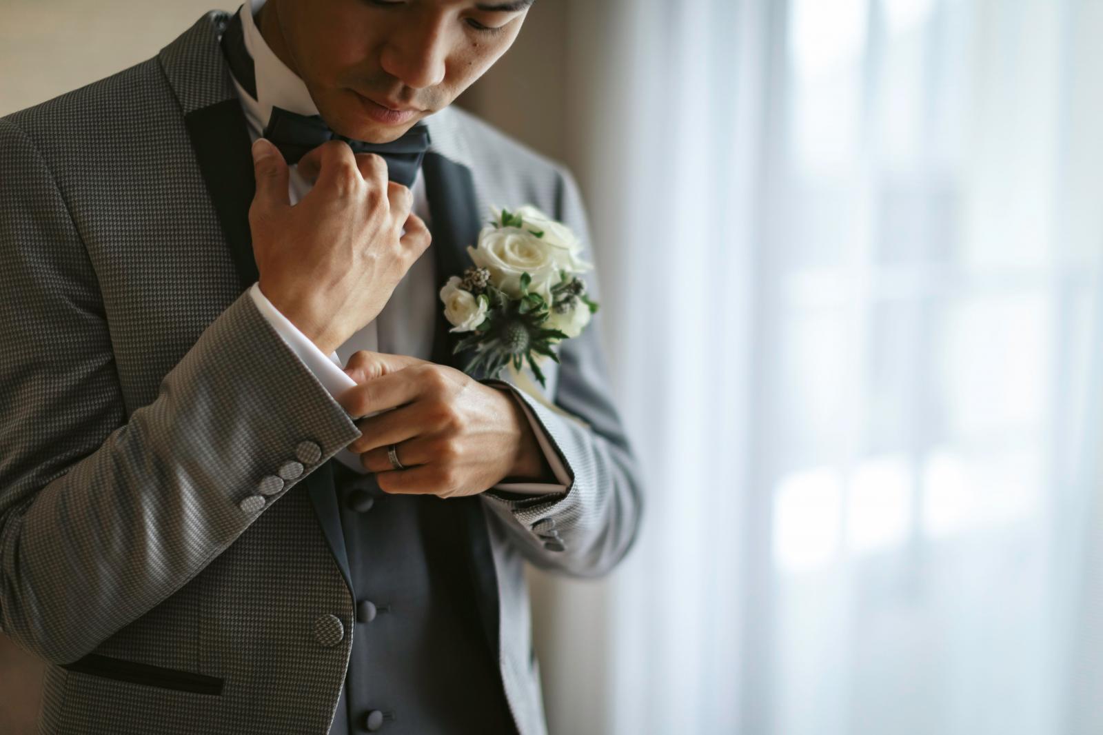 新郎だって主役の一人。もう一人の主役に負けないくらいビシッと決めよう！