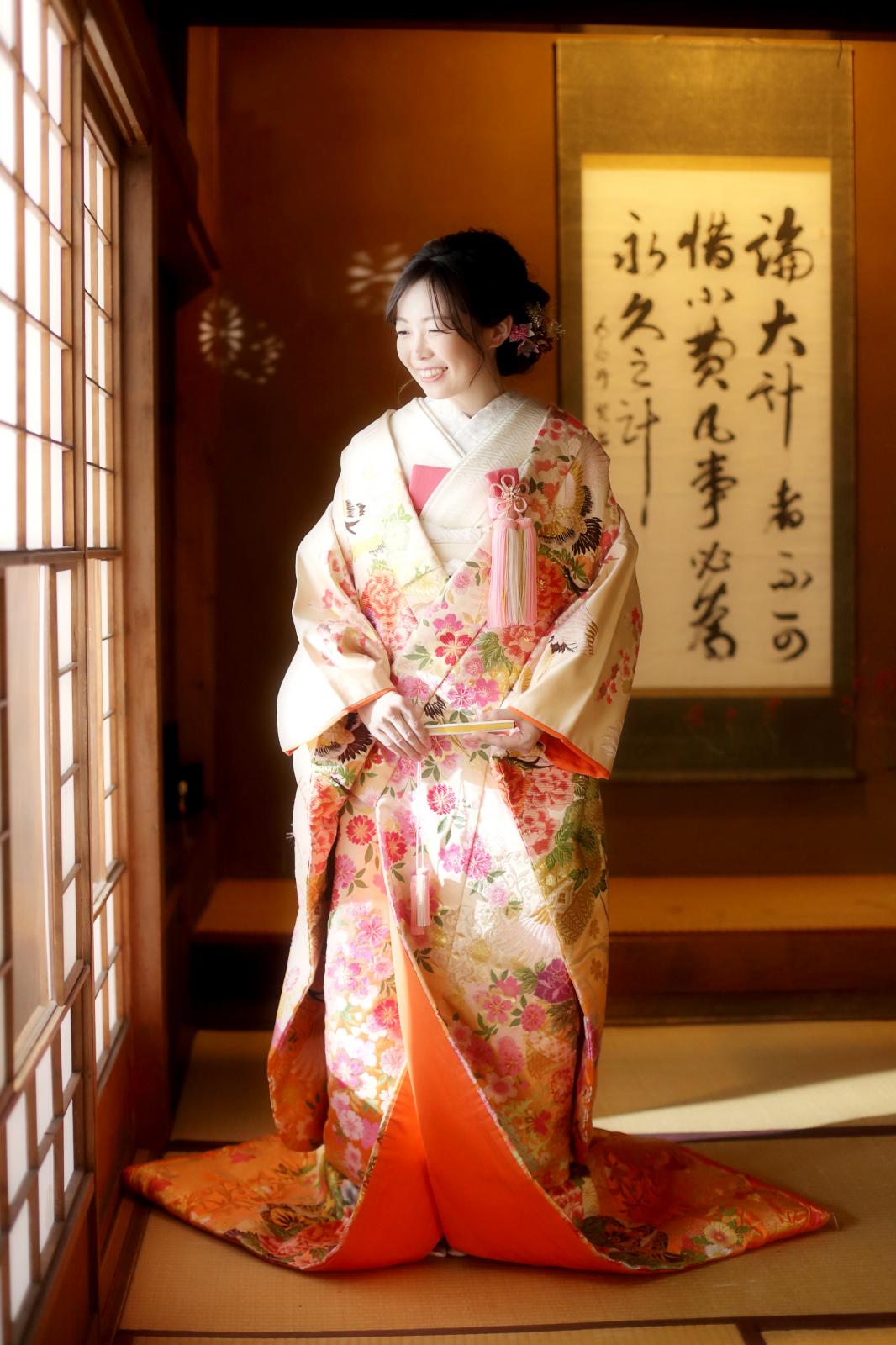 日本の和装は世界でも目を集める。晴れの舞台を彩る和装も晴れやかで美しい。