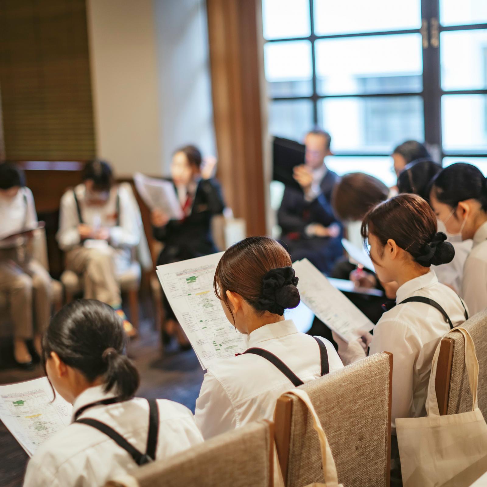 本来の価値である「楽しむ」のが「結婚式」を大事にしたい。お2人のご希望はもちろんのこと、専属プランナーによるプランニングと当日形に叶えるサービスパフォーマー、各専属プロパートナー、魅力ある「人」が特徴