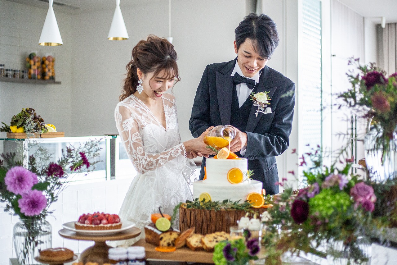新郎新婦もゲストと一緒にスイーツが楽しめる時間も