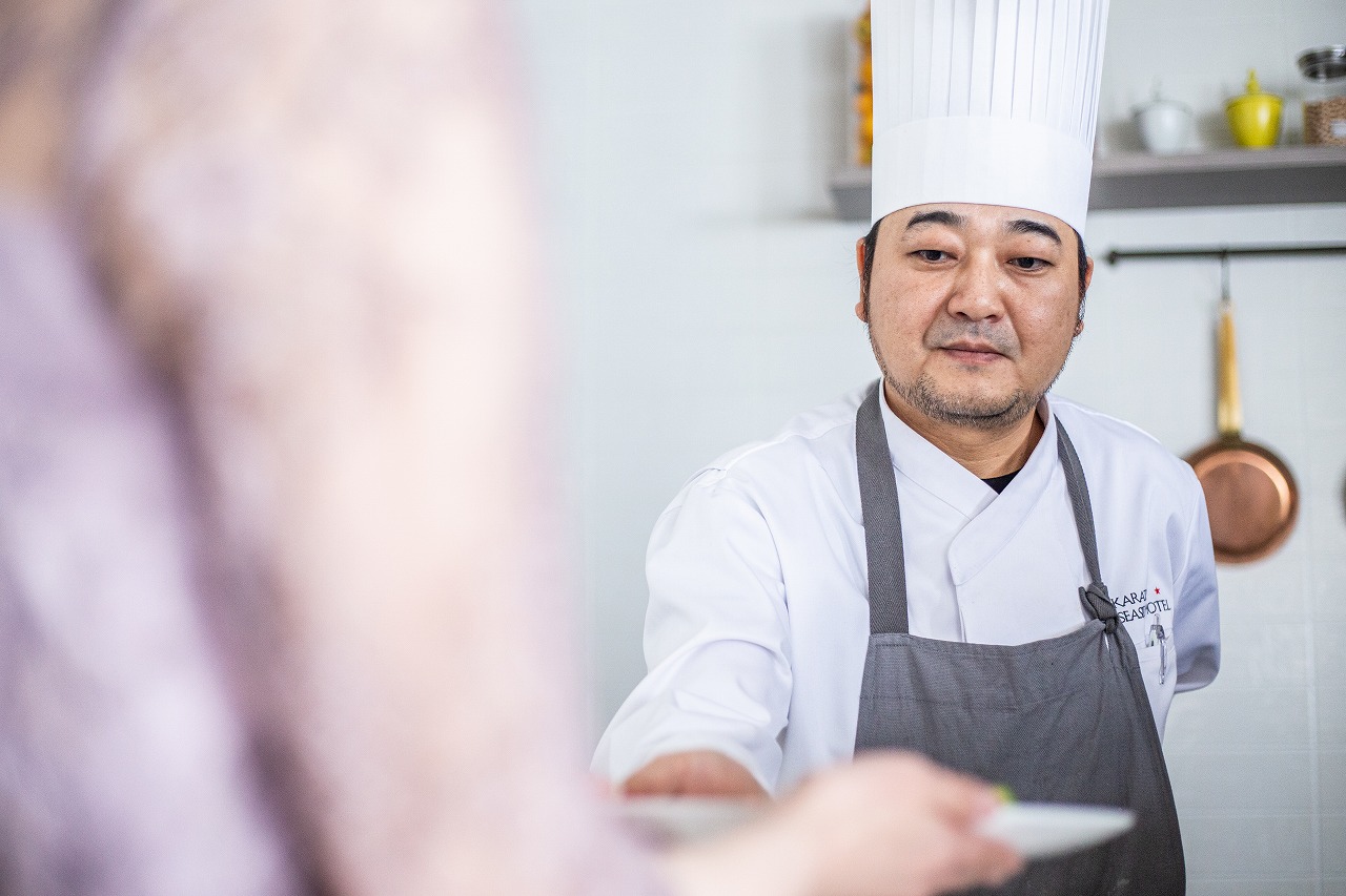 直接シェフからの手渡しだから安心