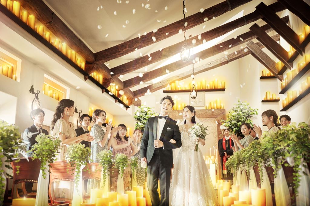 ゲストとの距離が近く温かみのある結婚式が叶う