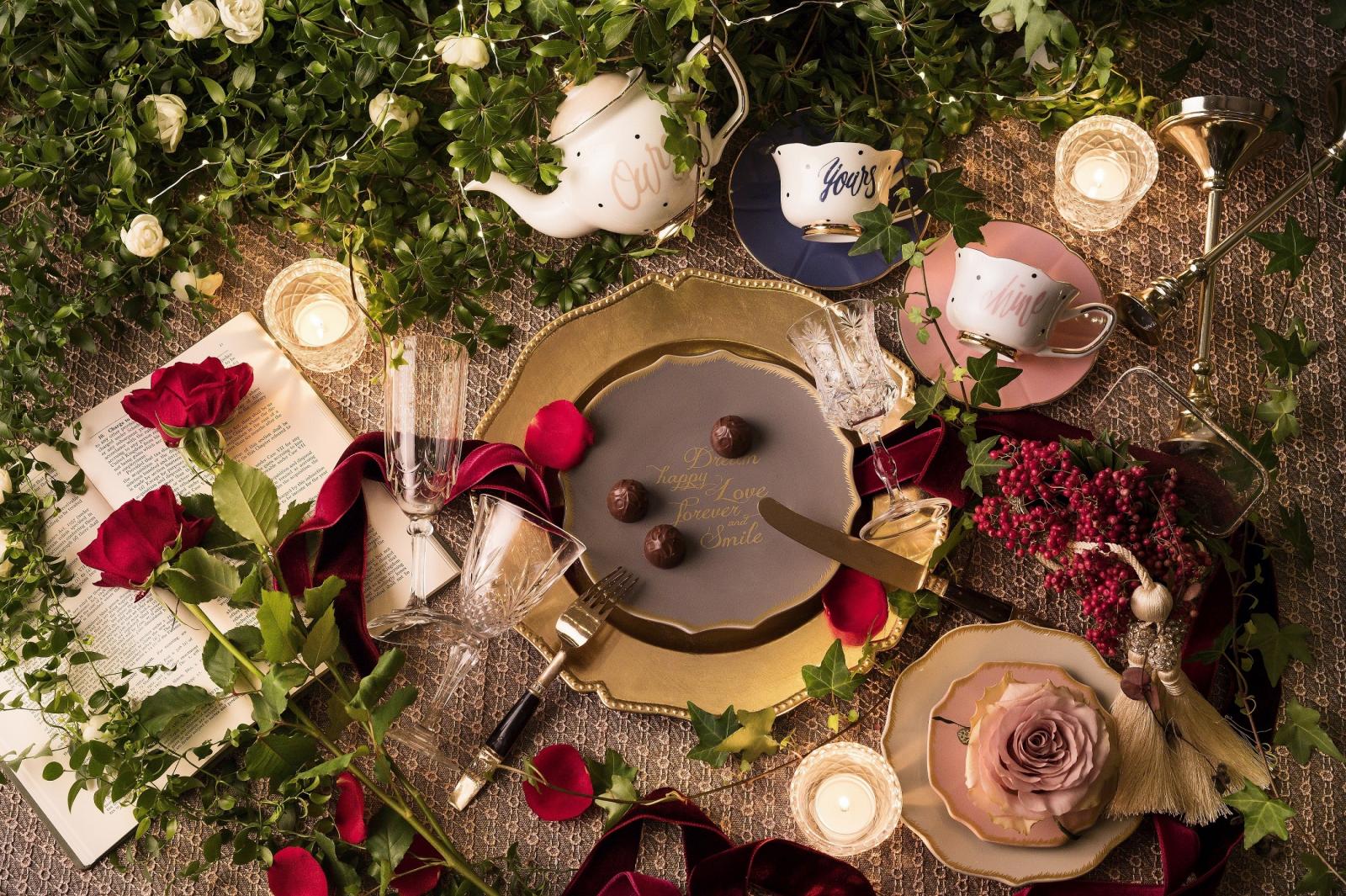 カトラリーすべてにまで優美なおもてなしを