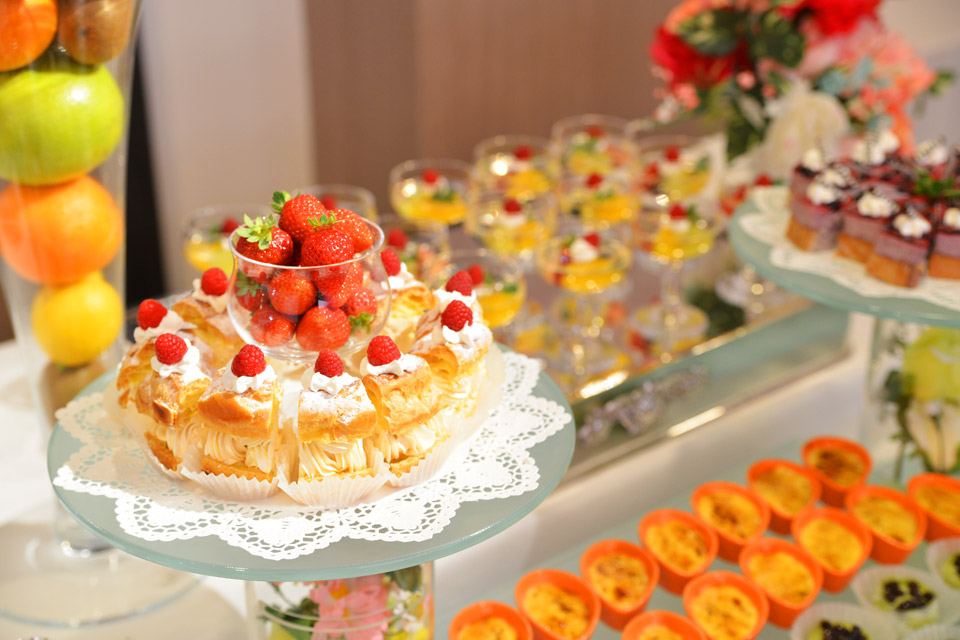 デザートビュッフェ