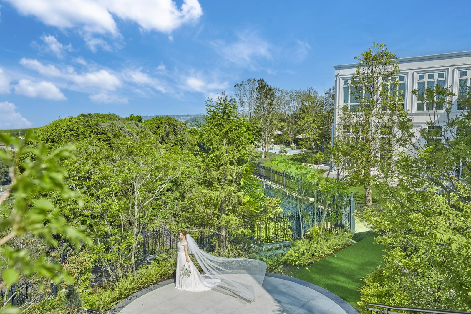 大分の街を見渡しながら大切なゲストとともに過ごすセレモニーのひととき。