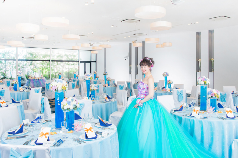 水をイメージした披露宴会場　アンジェロ