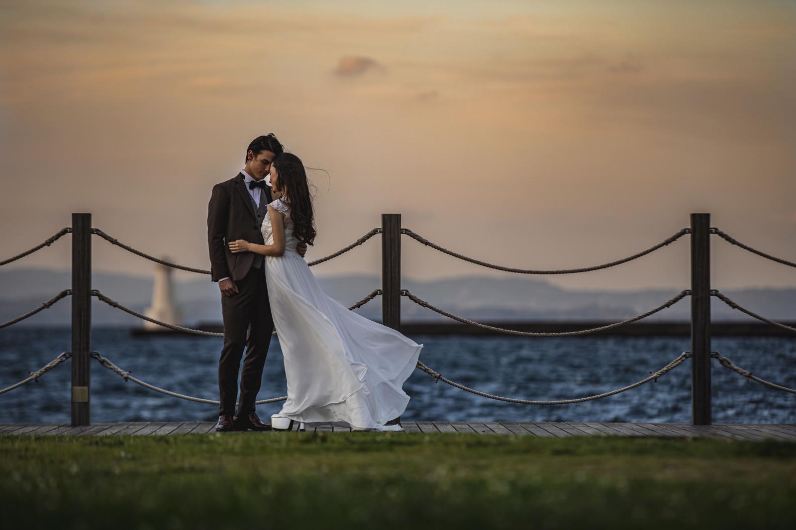 ロケーションに恵まれた西大分のベイエリア。 移ろいゆく情景も演出の一つ