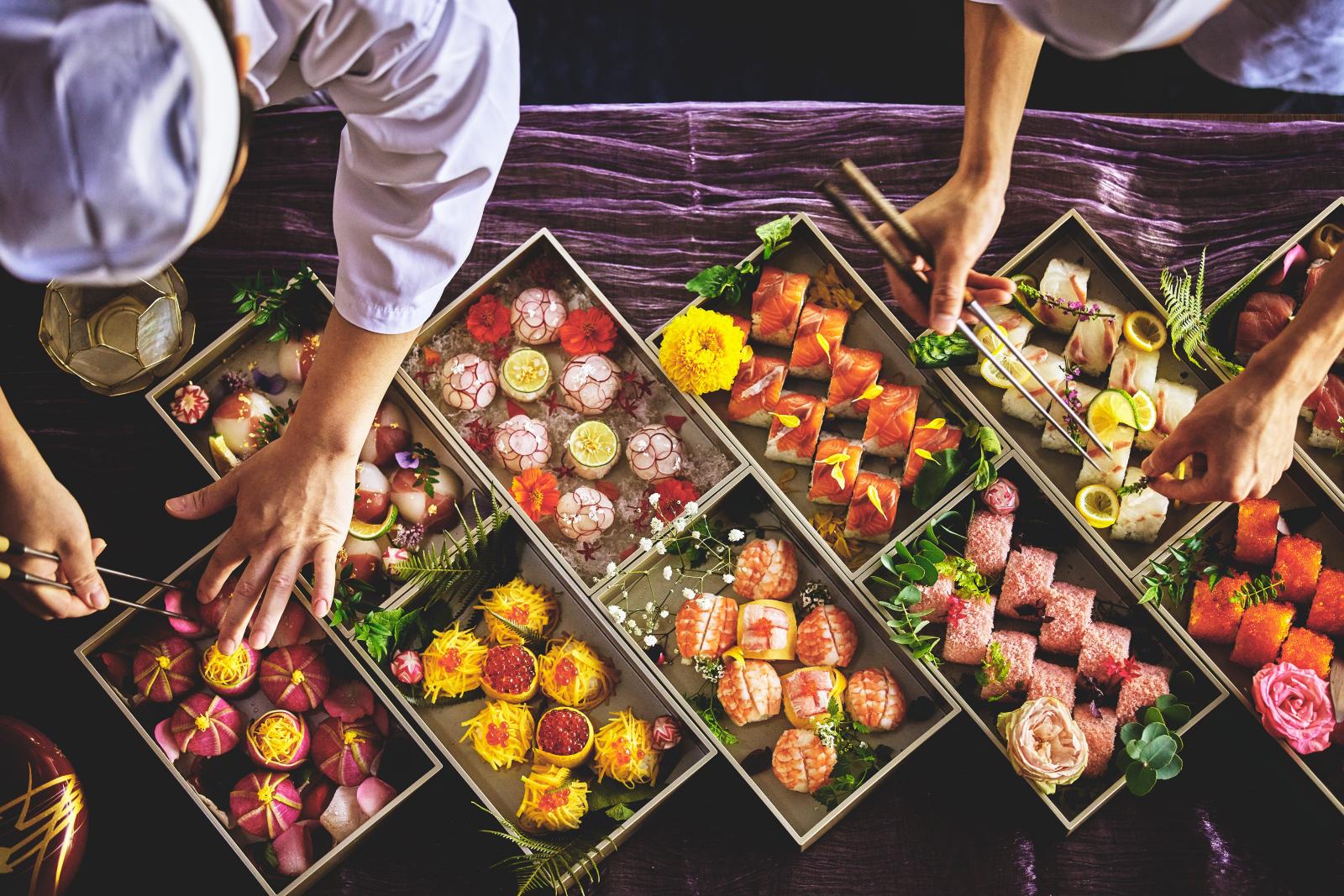 色鮮やかなお寿司ビュッフェのご提供も人気の演出