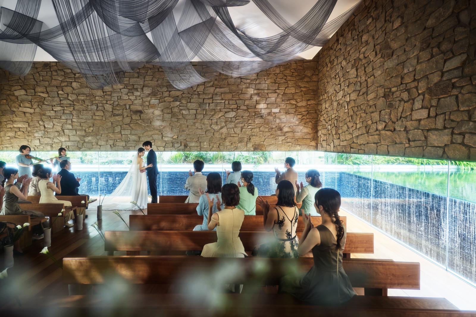 木と緑のぬくもりと  ゲストの笑顔に包まれて過ごす特別な空間