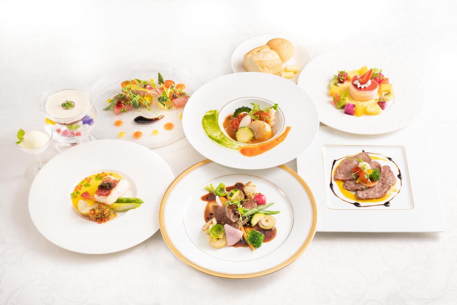 ブーゲンビレア～Bougainvillea～　　3つのコースの中から選択いただくウエディングメニュー