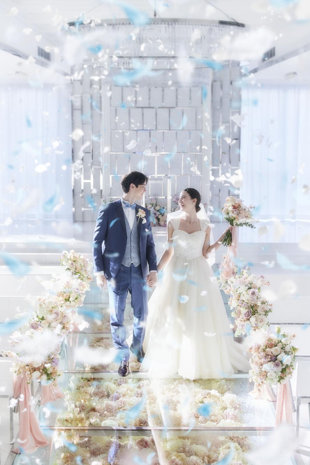 花嫁のウエディングドレス姿をしっかりと見てもらえる大空間