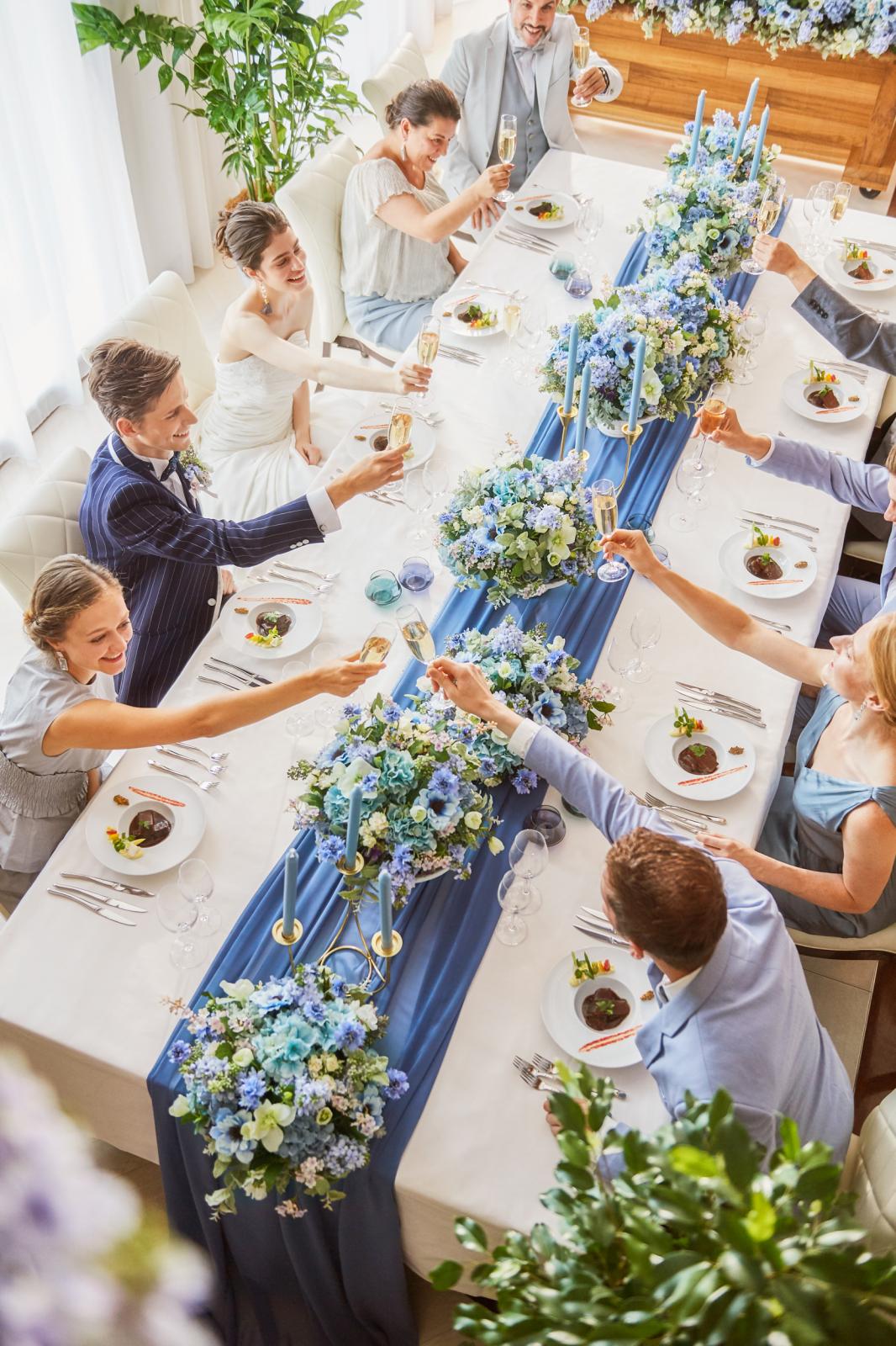 大切なゲストと同じテーブルで楽しむ、和やかなパーティを