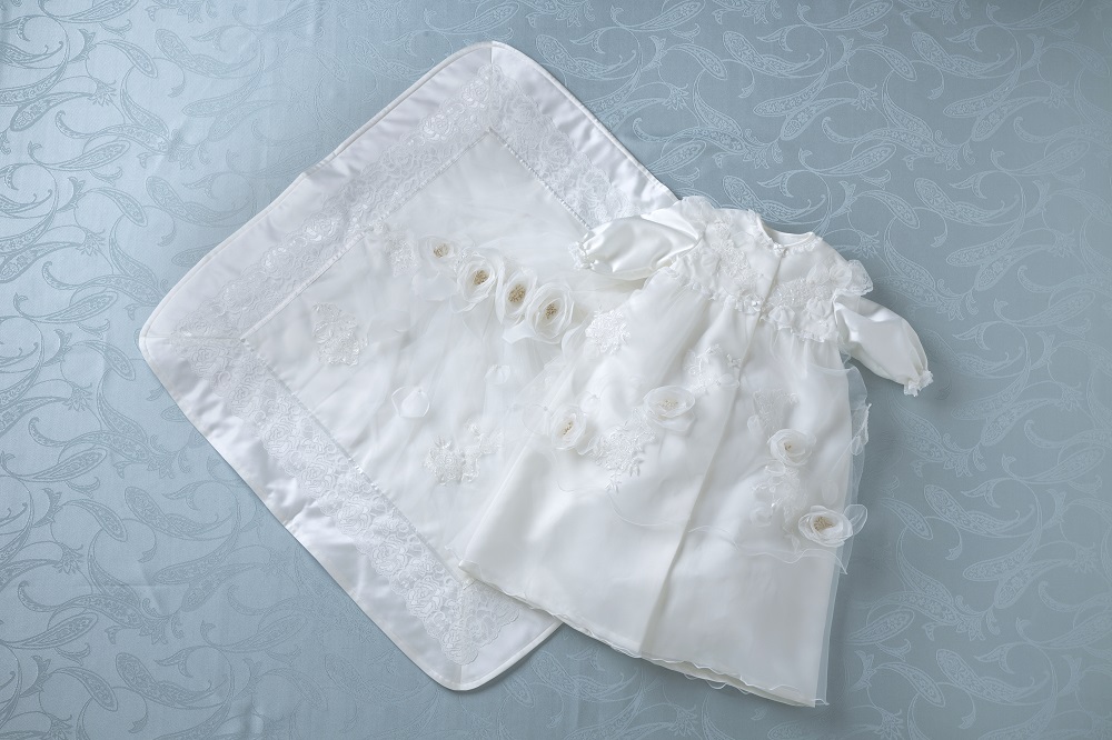 ウェディングドレスはベビードレスやおくるみにリメイクＯＫ