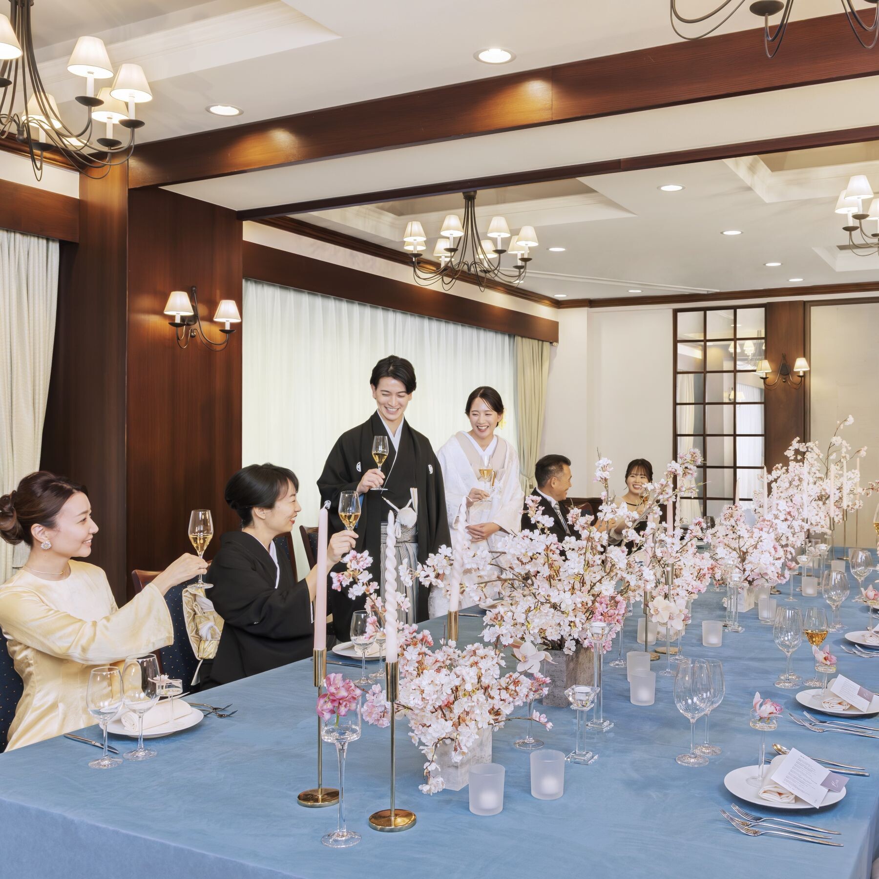 《少人数婚》最短3週間で準備OK！2万円相当試食×館内ALL見学