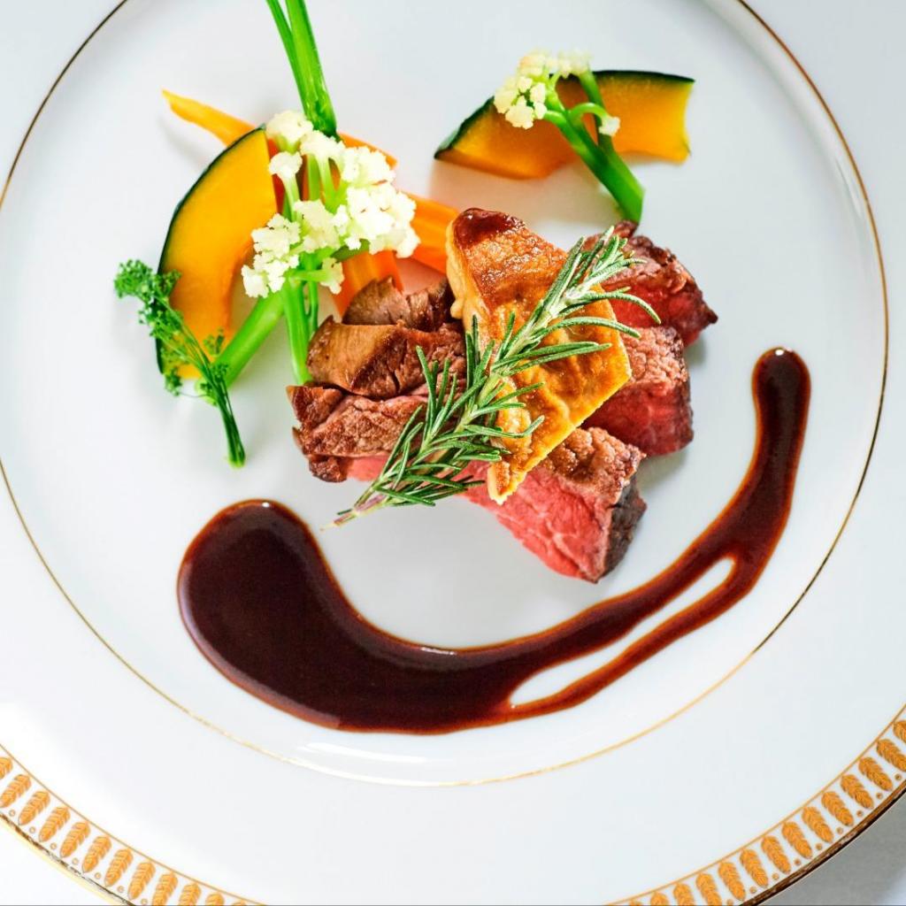 【おもてなし重視◎】「幸せ絆牛」のフィレ肉を含むコース試食付