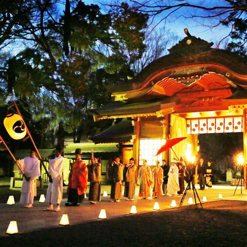 幻想的な「かがり火挙式」＋夜の庭園付会場◆4万円分料理試食付