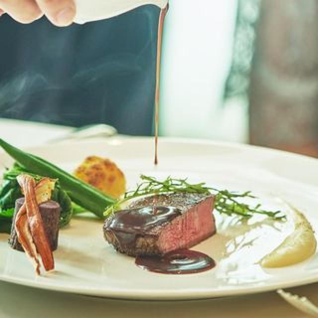 《料理重視の方へ》2ツ星レストラン★牛フィレ肉含む豪華4品試食