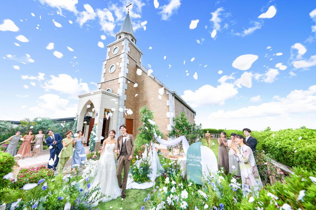 【Amazonギフト1万円】天空チャペル×最新ドレスサロン見学×贅沢試食付フェア