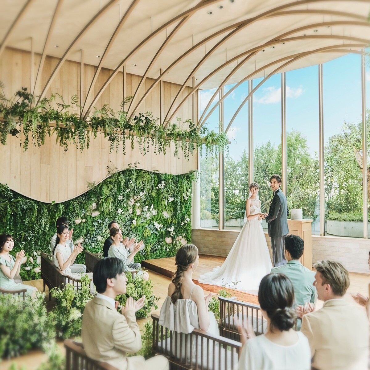 【初見学◎】木漏れ日チャペル×贅沢フロア貸切W〈150万特典付〉