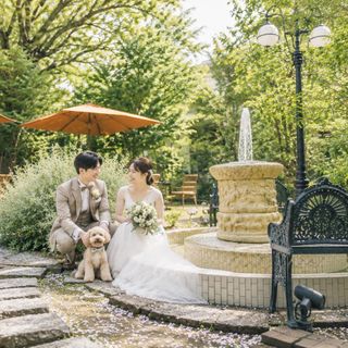 撮影も挙式も一緒！大好きなペットと叶える緑溢れるガーデンウエディング
