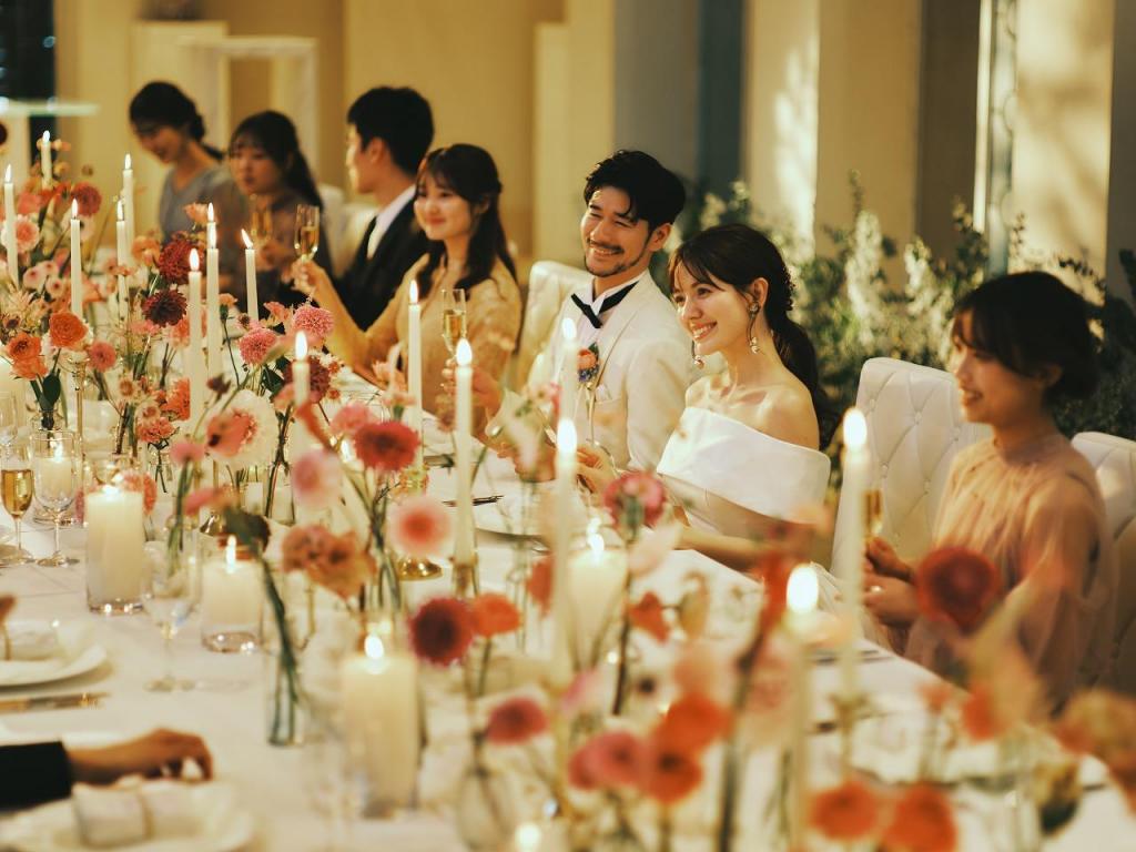 【少人数W限定】1日1組限定の貸切空間×光のチャペル×豪華試食